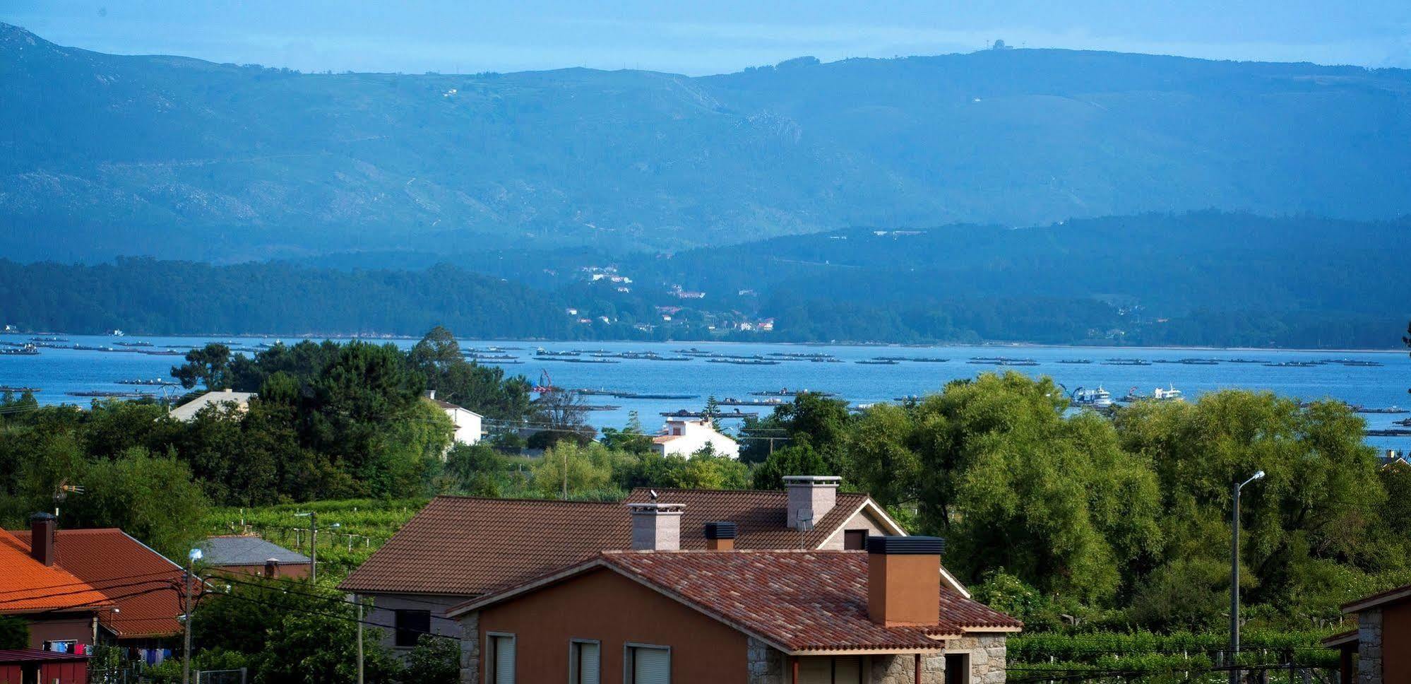 Hotel Alpina Vilanova de Arousa Exterior foto