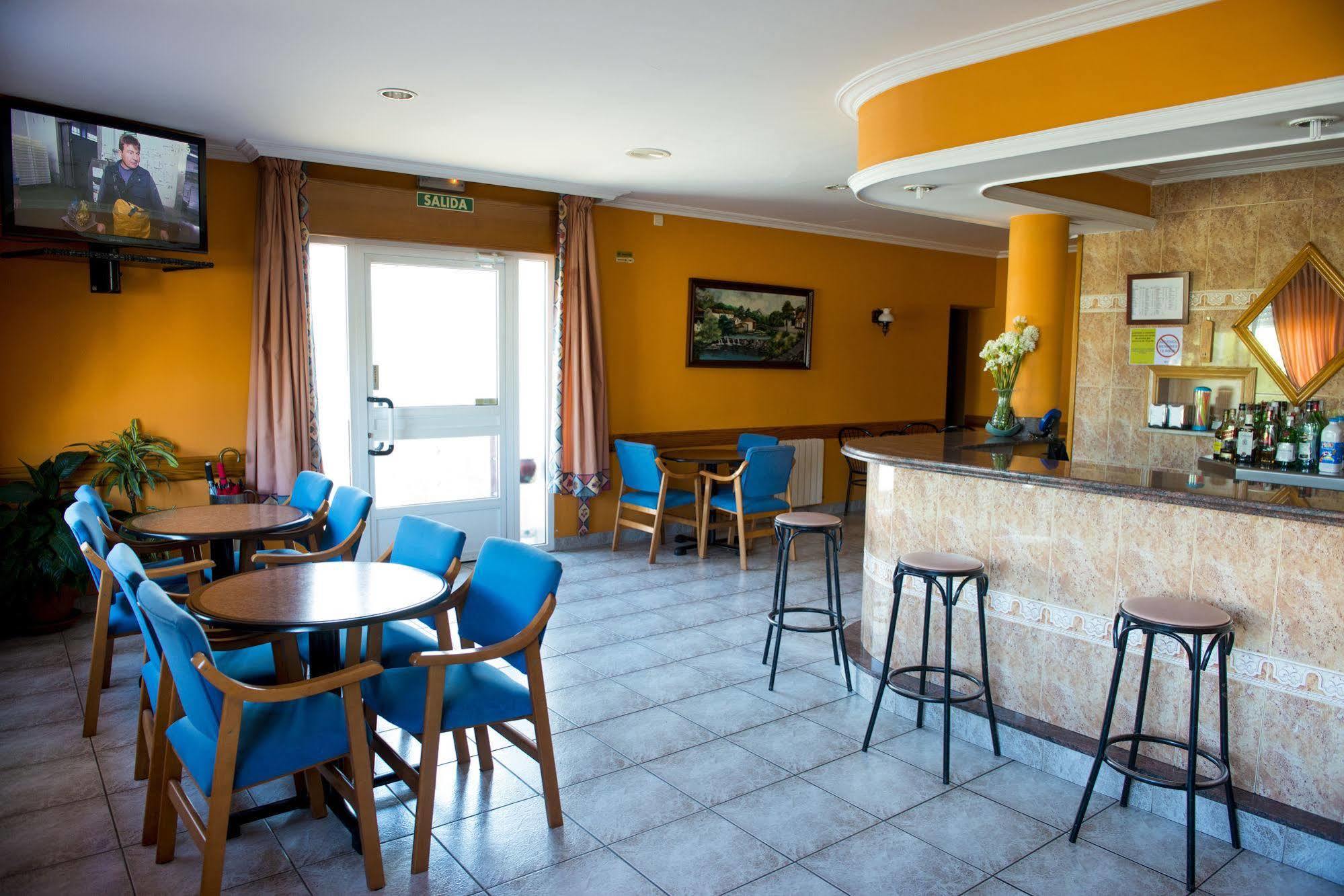 Hotel Alpina Vilanova de Arousa Exterior foto